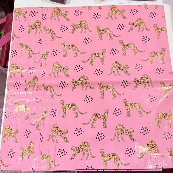 Set of 10 14.5 x 19 Pink Leopard Print Poly Mailers 🐆 - Picture 4 of 4